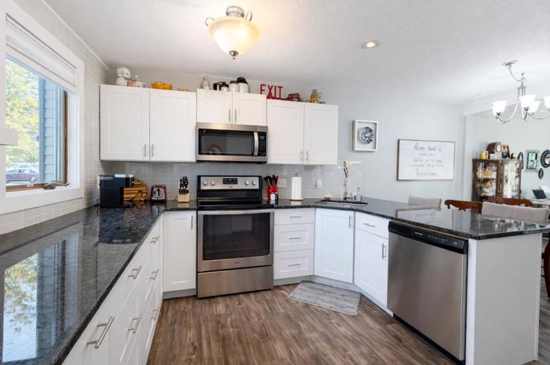 362 Quadna Mountain Rd, Hill City, MN 55748