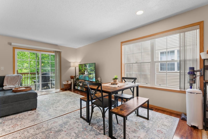 3156 River Falls Ct NW, Rochester, MN 55901
