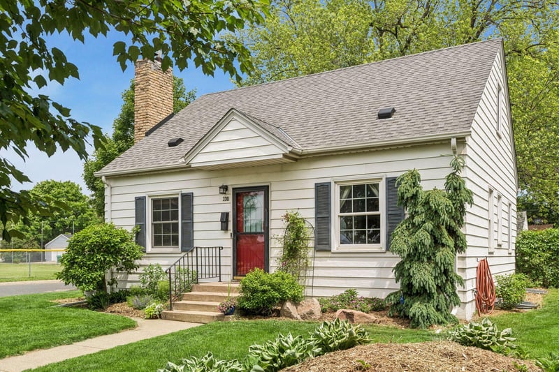 3301 Brownlow Ave, Saint Louis Park, MN 55426