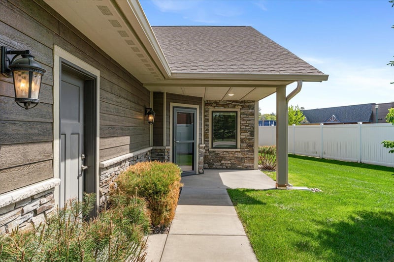 14345 Swann Dr #1, Crosslake, MN 56442