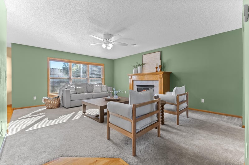 12871 Zilla St NW, Coon Rapids, MN 55448