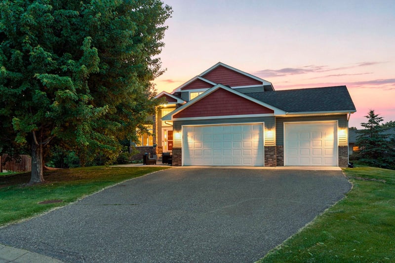 1221 118th Ln NE, Blaine, MN 55434