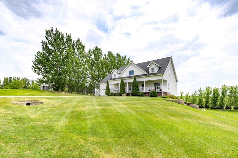 21677 162nd Ave S, Barnesville, MN 56514