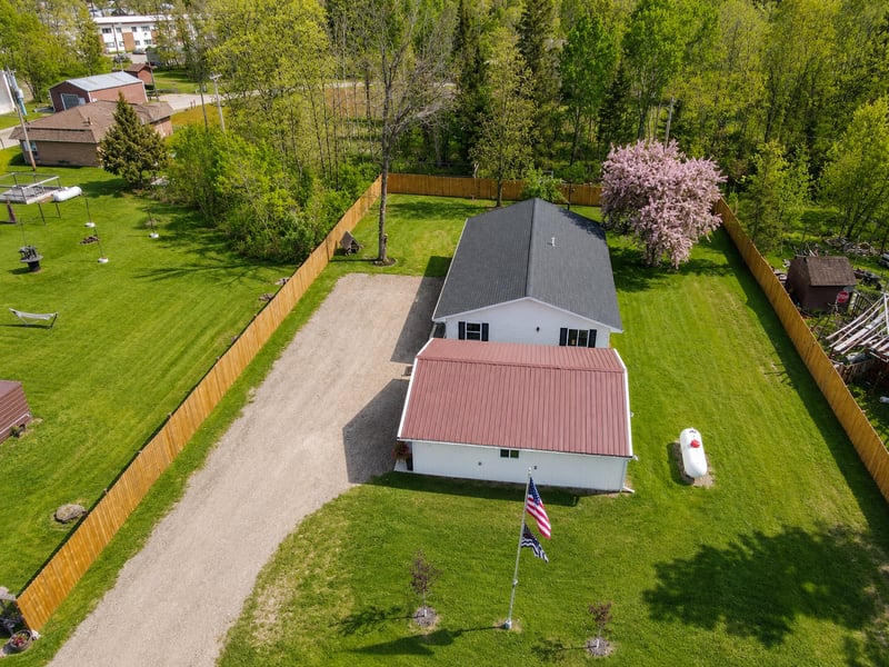 202 Ash St, Bigfork, MN 56628