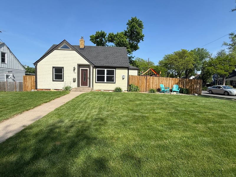 5945 Russell Ave S, Minneapolis, MN 55410