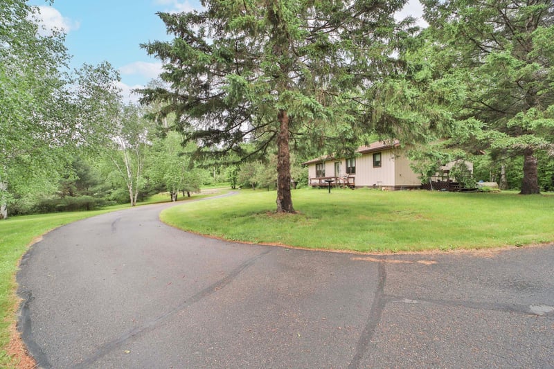 4244 72nd St NW, Walker, MN 56484