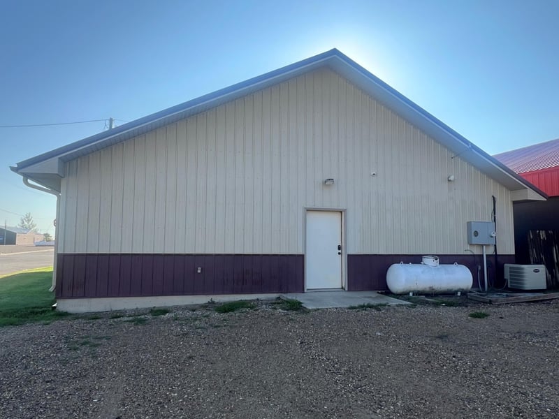101 N Main St, Chokio, MN 56221