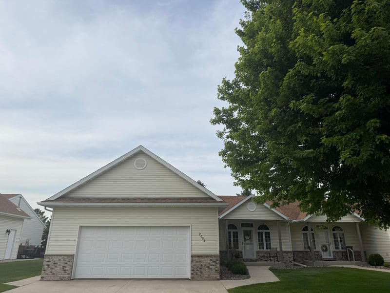 2084 Richway Ln SE, Owatonna, MN 55060