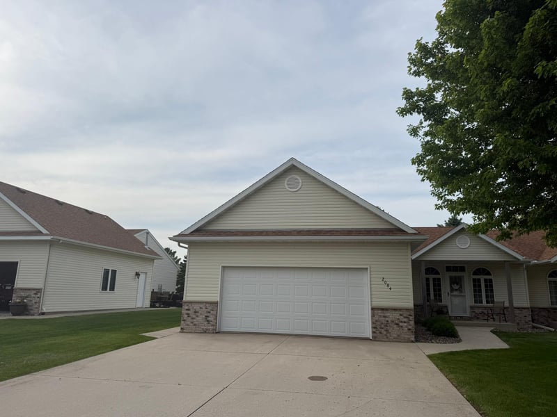 2084 Richway Ln SE, Owatonna, MN 55060