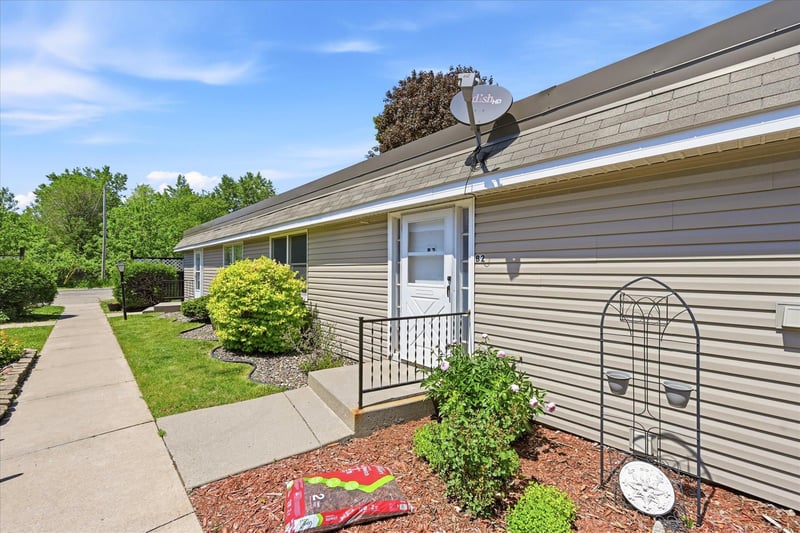 6081 Paris Ave N #B2, Stillwater, MN 55082