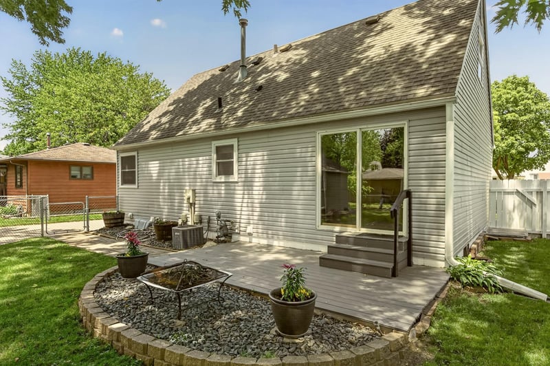 914 16 1/4 St SE, Rochester, MN 55904