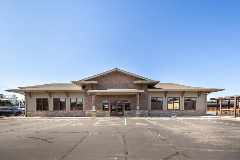800 W Lyon Ave, Lake City, MN 55041