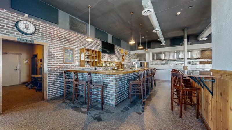 800 W Lyon Ave, Lake City, MN 55041
