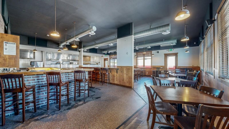 800 W Lyon Ave, Lake City, MN 55041