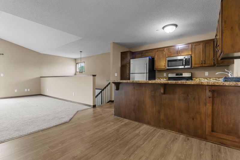 415 15th Ave S, Princeton, MN 55371