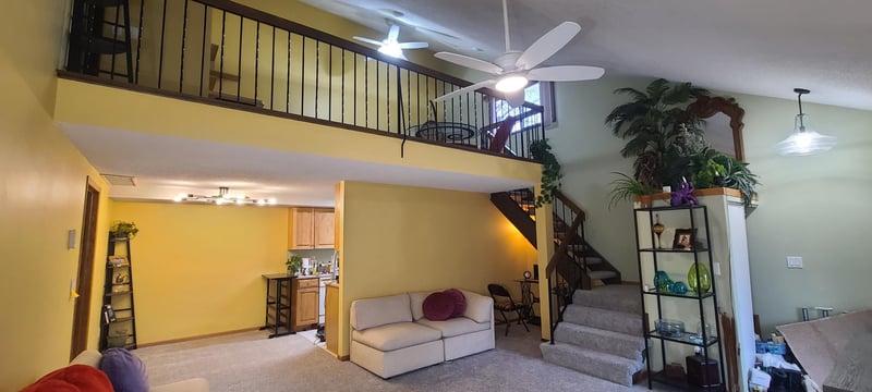 2232 Mayfair Rd, Golden Valley, MN 55427