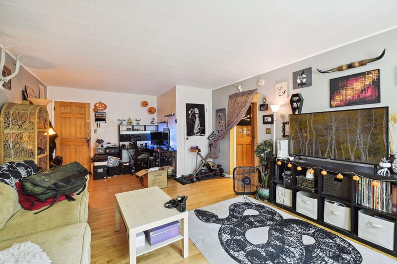 3241 Cedar Ave S, Minneapolis, MN 55407