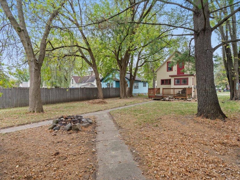 1315 Pine St, Brainerd, MN 56401