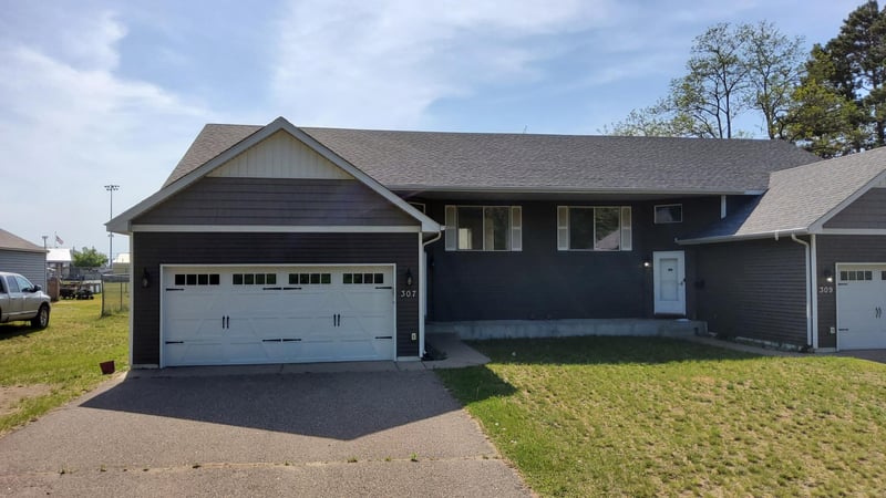 307 13th Ave N, Princeton, MN 55371