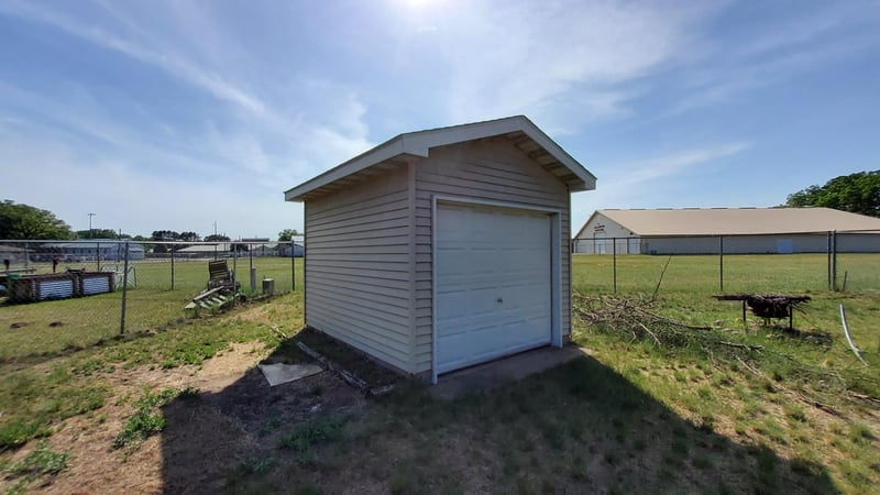 307 13th Ave N, Princeton, MN 55371