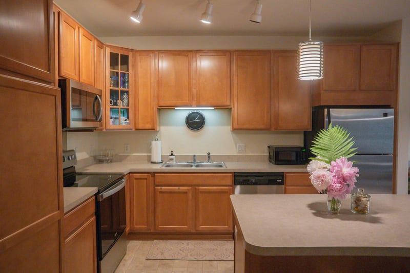 7100 Metro Blvd #113, Edina, MN 55439