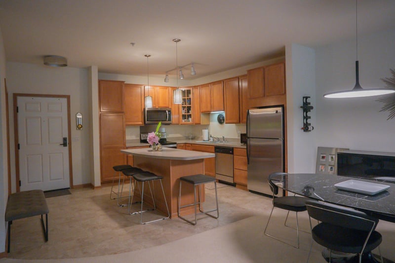 7100 Metro Blvd #113, Edina, MN 55439