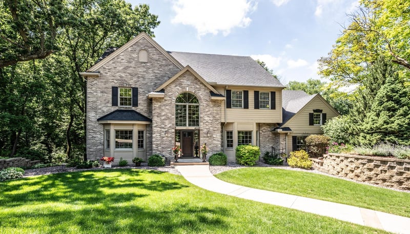 4015 Hosford Hills Rd, Eagan, MN 55123