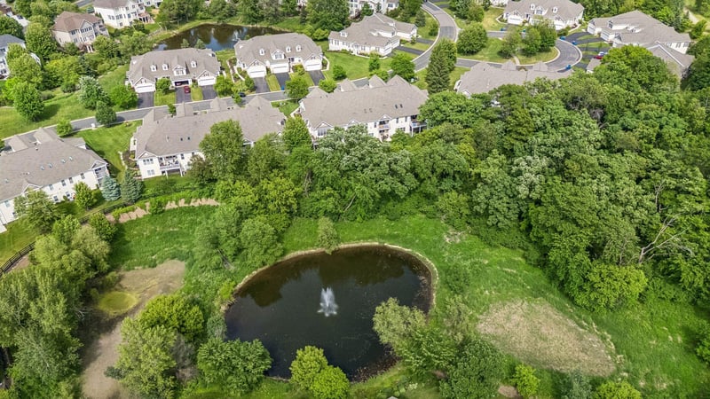 1454 Steeplechase Ln #18, Eagan, MN 55122