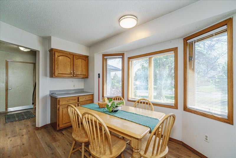 13638 Hidden Creek Dr, Andover, MN 55304