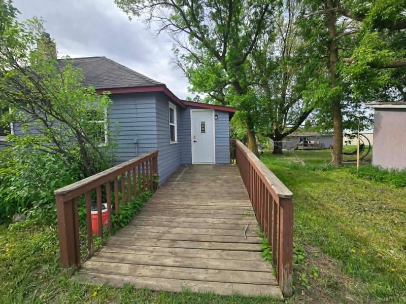 109 S Central Ave, Dalton, MN 56324