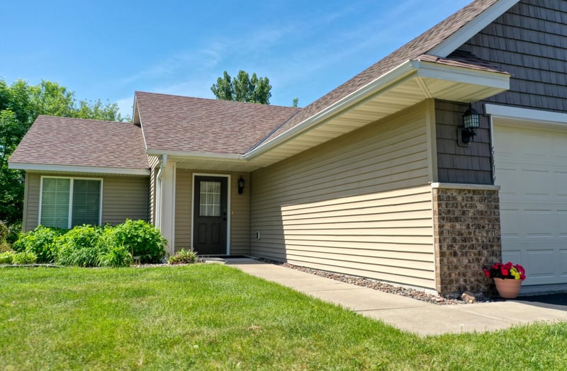 6479 204th St N, Forest Lake, MN 55025
