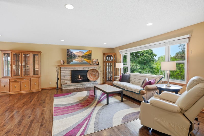 2115 Toledo Ave N, Golden Valley, MN 55422