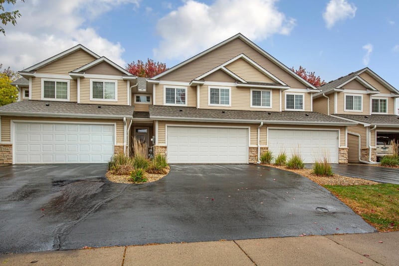2330 Elianna Dr, Northfield, MN 55057