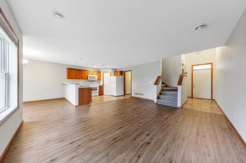 2330 Elianna Dr, Northfield, MN 55057