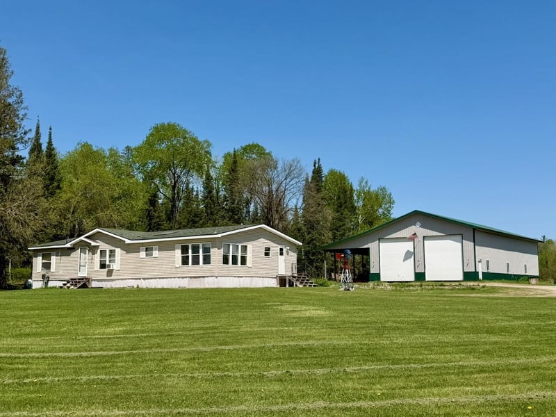 8912 Carpenter Rd, Angora, MN 55703