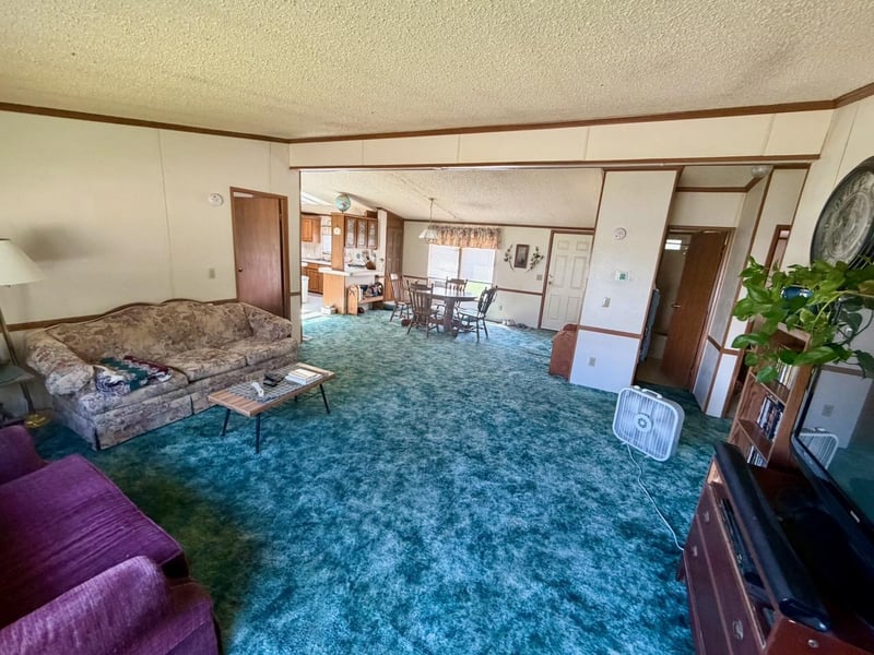 8912 Carpenter Rd, Angora, MN 55703