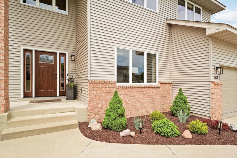 1006 Harvest Dr SW, Lonsdale, MN 55046