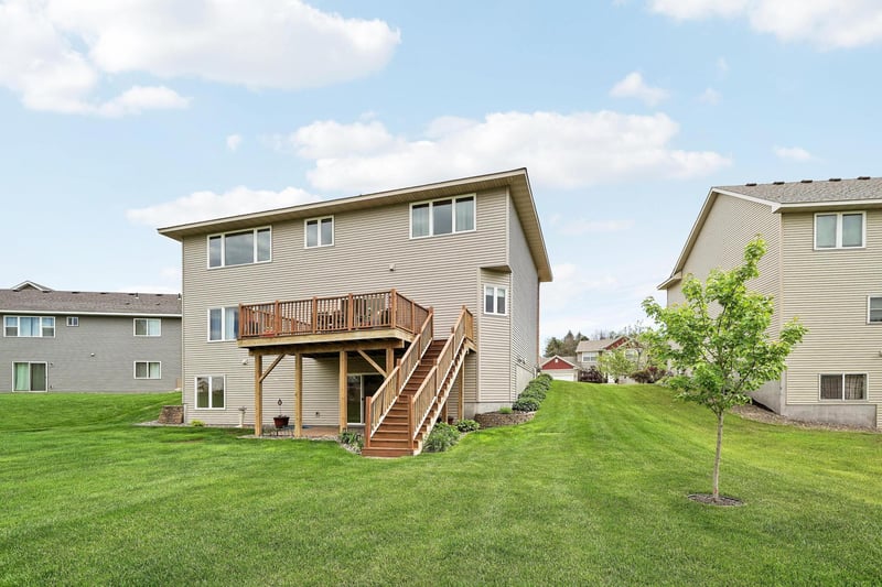 1006 Harvest Dr SW, Lonsdale, MN 55046