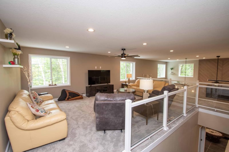 2789 283rd Ave NW, Isanti, MN 55040