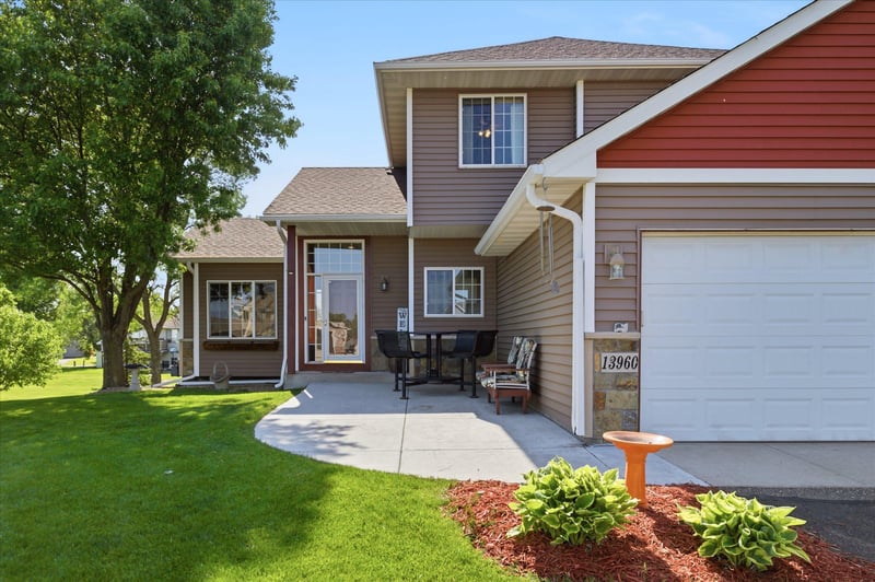 13960 Gadwall Ct, Rogers, MN 55374