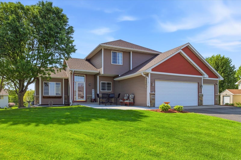 13960 Gadwall Ct, Rogers, MN 55374