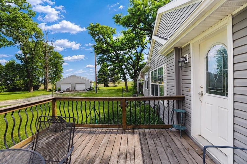 55571 160th St, Austin, MN 55912