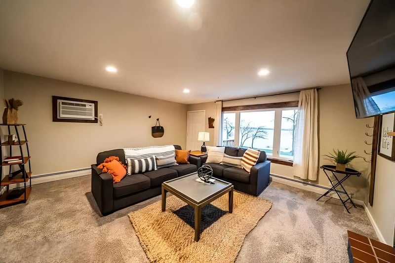 1110 W Lake Dr, Detroit Lakes, MN 56501