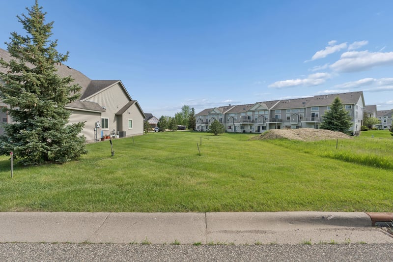 9761 Saint Andrews Dr, Elko New Market, MN 55020
