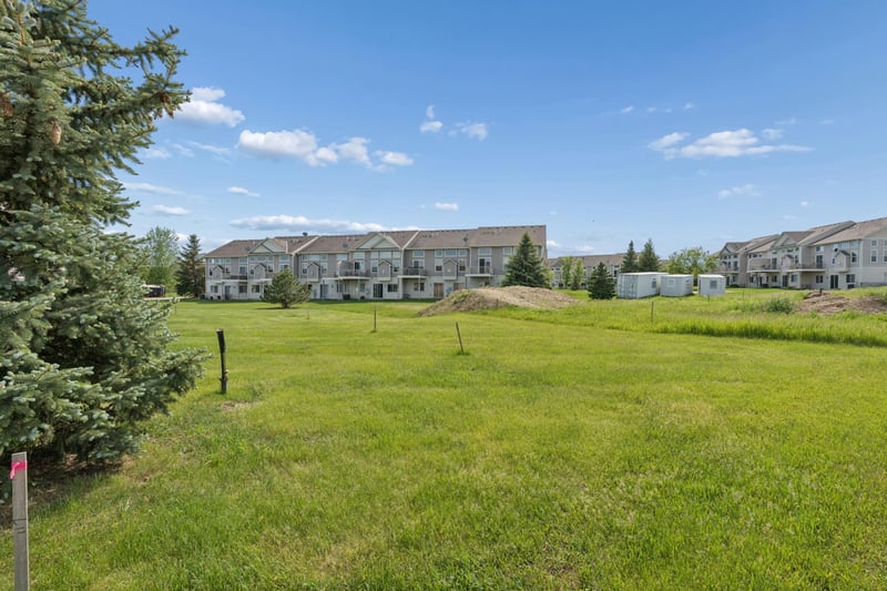 9761 Saint Andrews Dr, Elko New Market, MN 55020