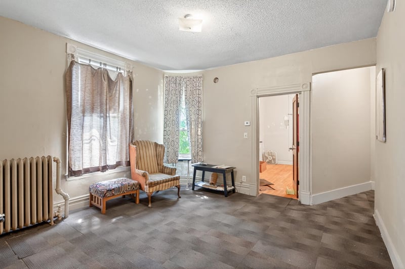 867 Aurora Ave, Saint Paul, MN 55104