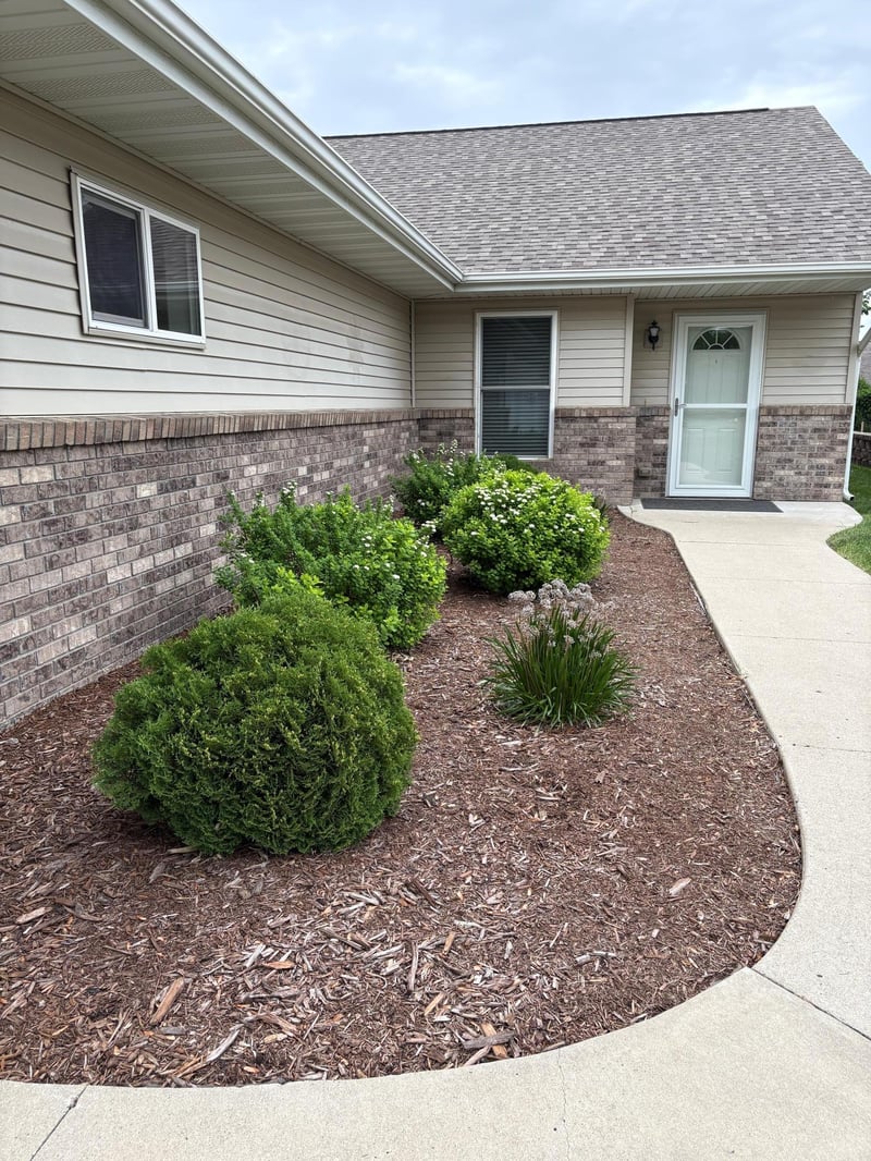 307 Aspenwood Dr, Redwood Falls, MN 56283