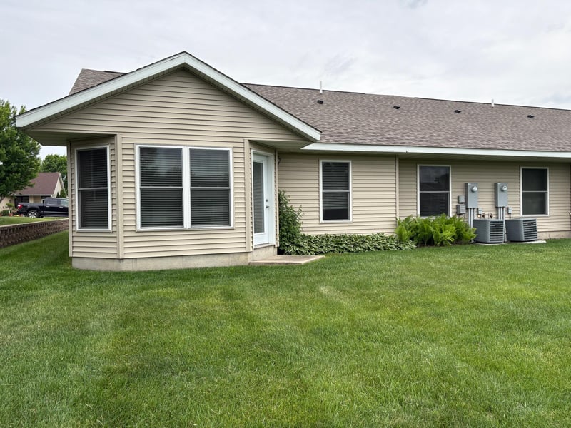 307 Aspenwood Dr, Redwood Falls, MN 56283