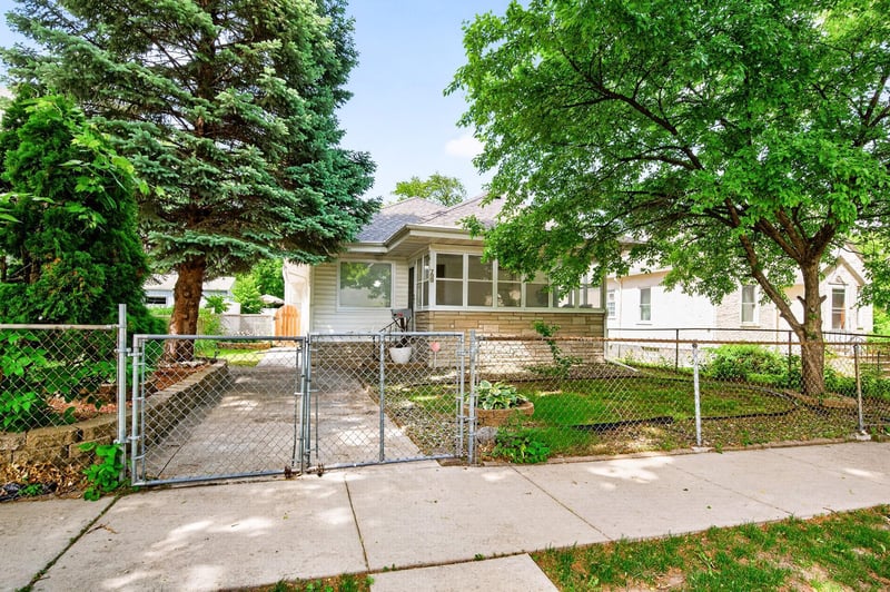 799 Fuller Ave, Saint Paul, MN 55104
