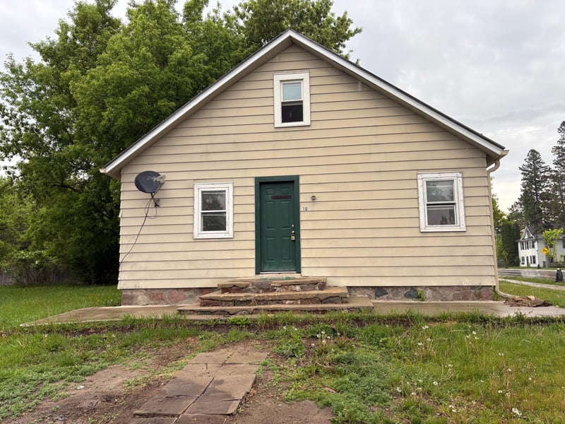 10 Hillside Ave NW, Akeley, MN 56433